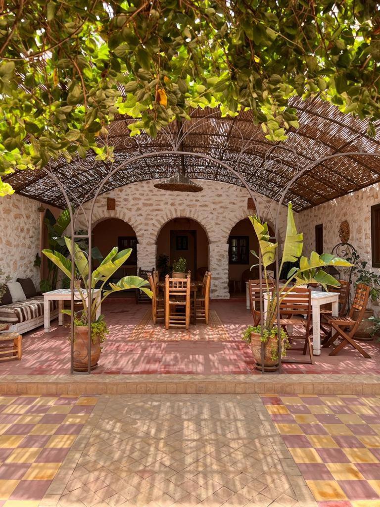 Riad Sanam Есувейра Екстериор снимка