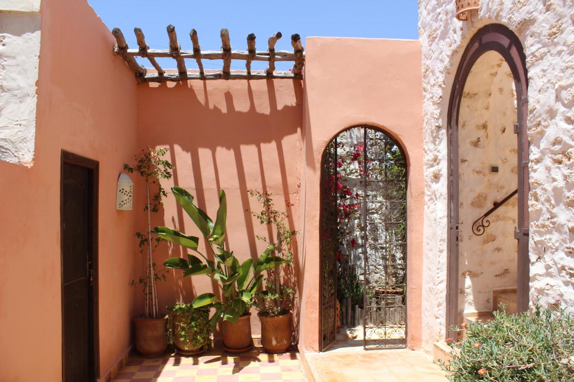 Riad Sanam Есувейра Екстериор снимка